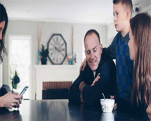 包生男孩微信群,卵巢位置在哪